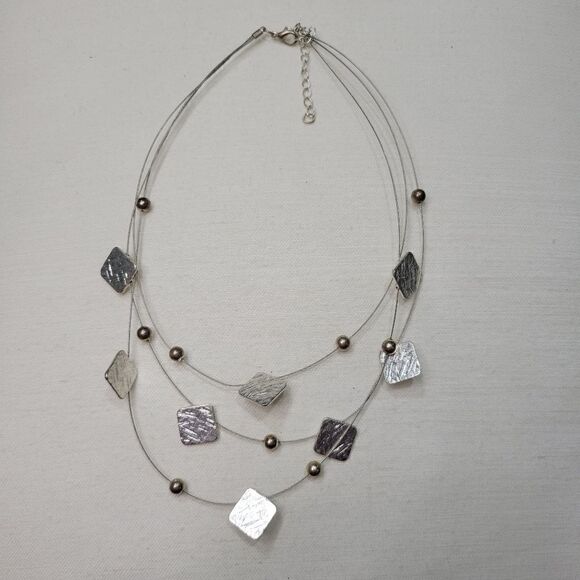 Necklace    - Picture 1 of 1
